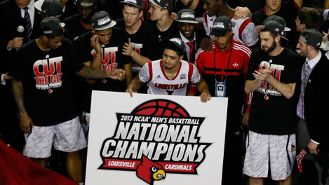 Louisville Beats Michigan, 82-76, to Win National Championship