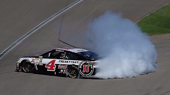 Kurt Busch claims pole in Las Vegas with 'insanely fast' lap