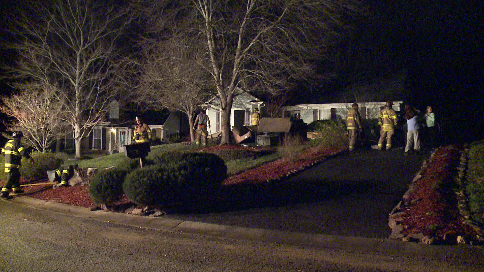 Fire damages home in Pineville