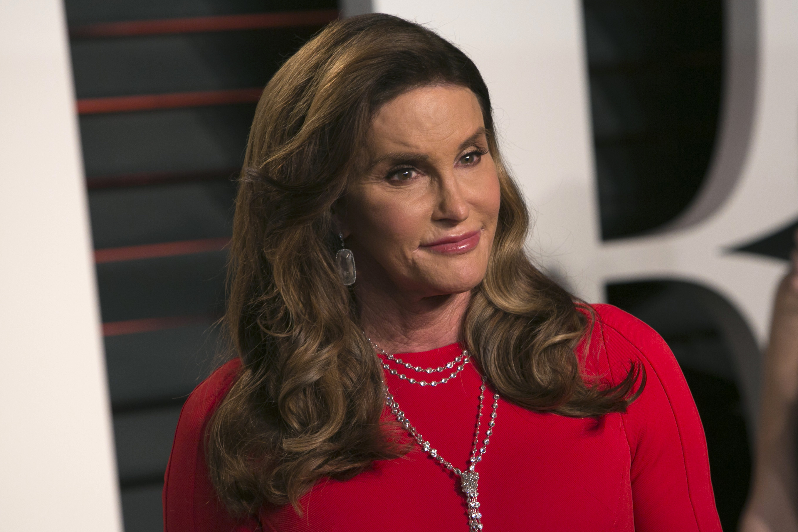 Caitlyn Jenner will pose nude for SI Olympics cover | wcnc.com