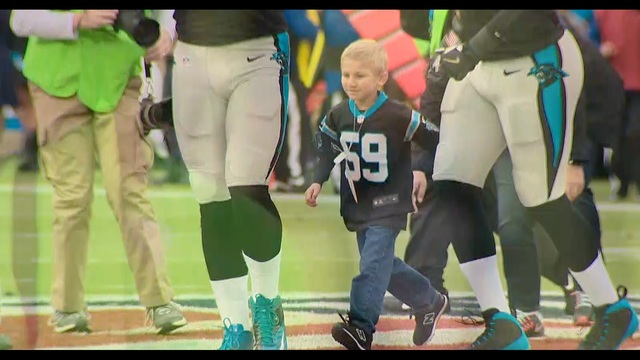 Fallen Soldier's Son Honored At Pregame Coin Toss - WFMYNews2.com