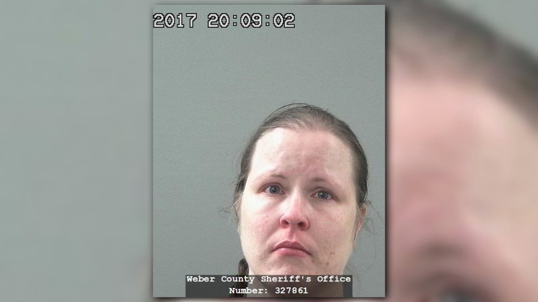 Police: Woman locked her kids in car trunk while she shopped at Walmart ...